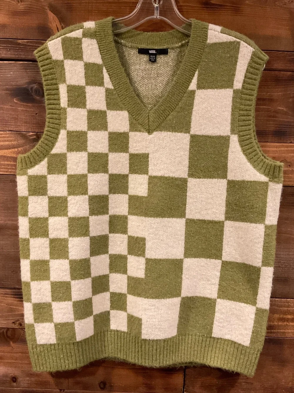 VANS Olive & Cream “Courtyard Checker” Vneck Sweater Vest size XS/SM relaxed fit